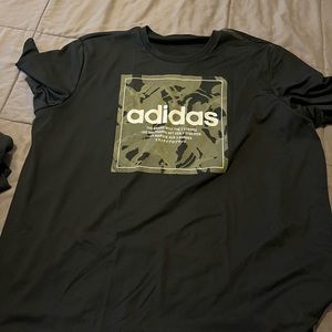 Men’s XXL Adidas T-shirt